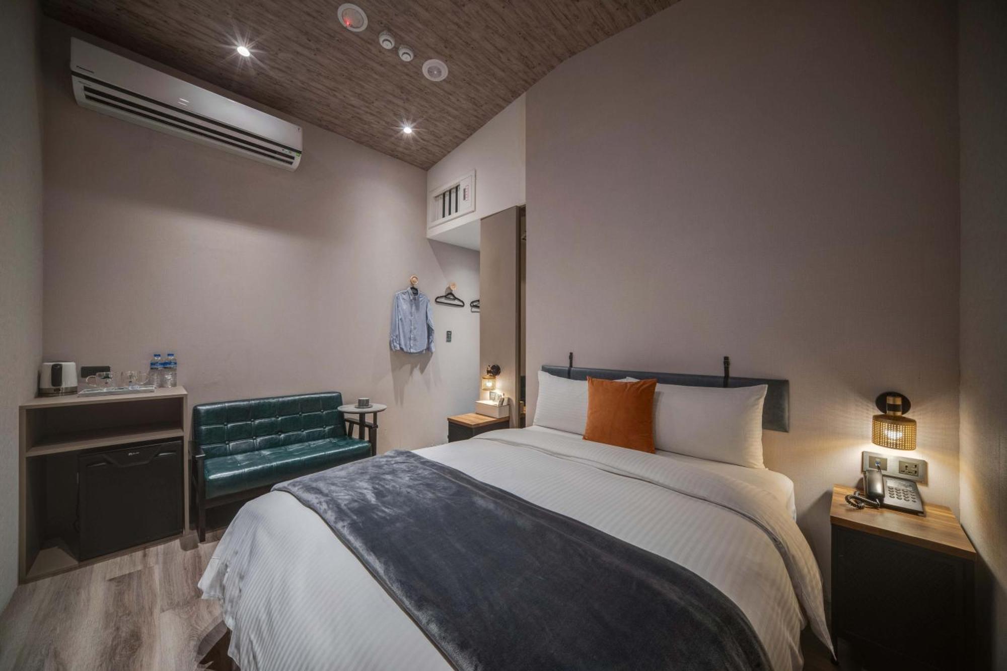 Fun Stay Inn Ximen Taipei Exterior foto