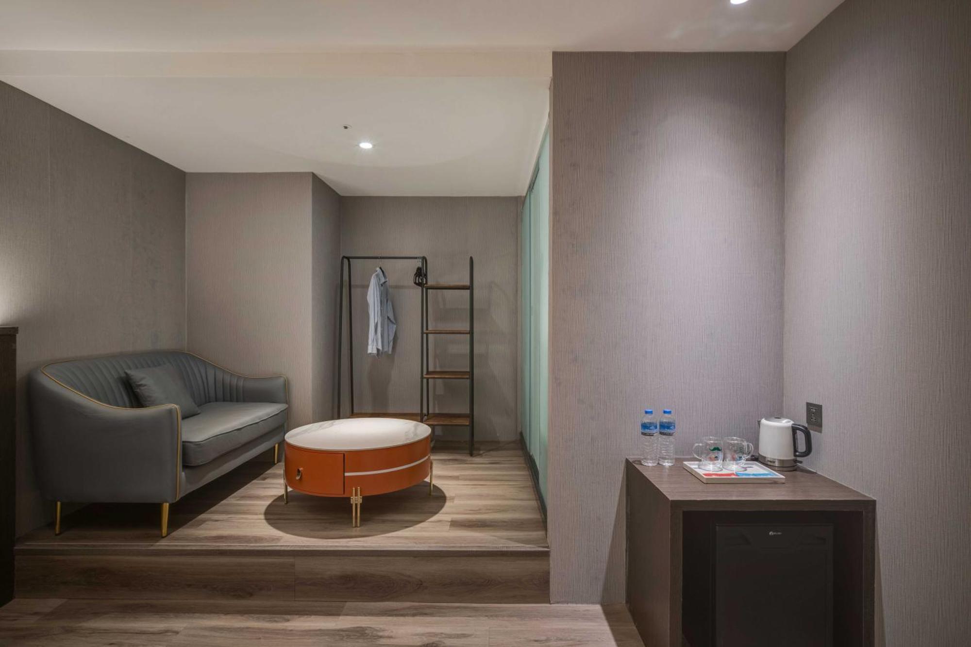 Fun Stay Inn Ximen Taipei Exterior foto