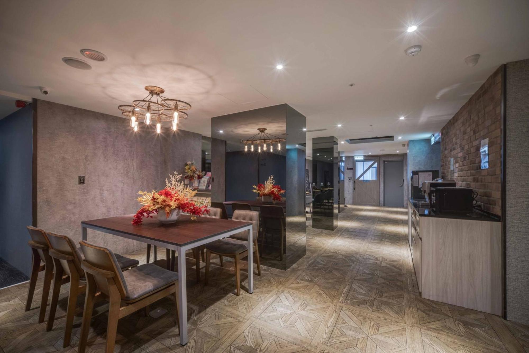 Fun Stay Inn Ximen Taipei Exterior foto