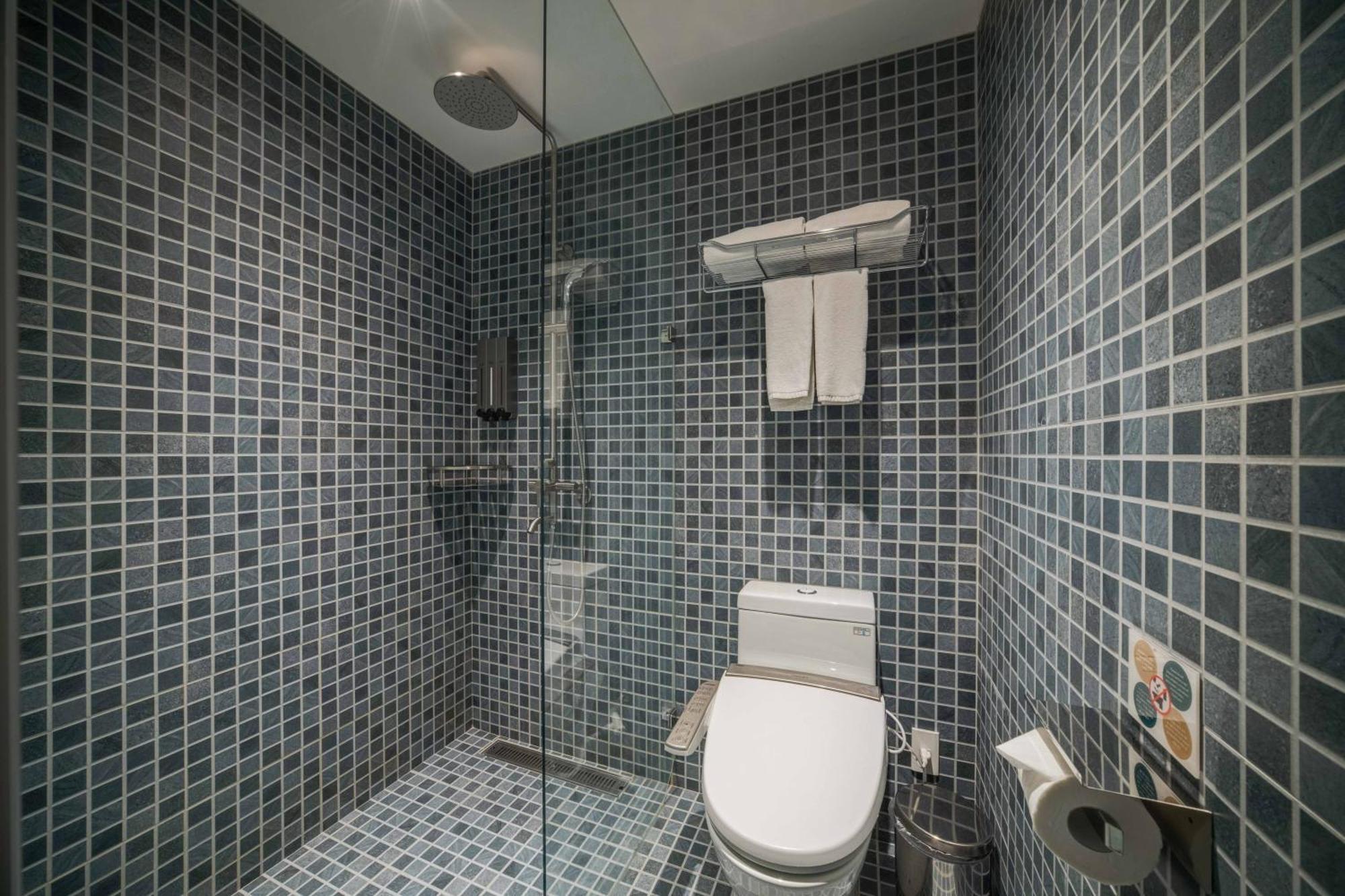 Fun Stay Inn Ximen Taipei Exterior foto